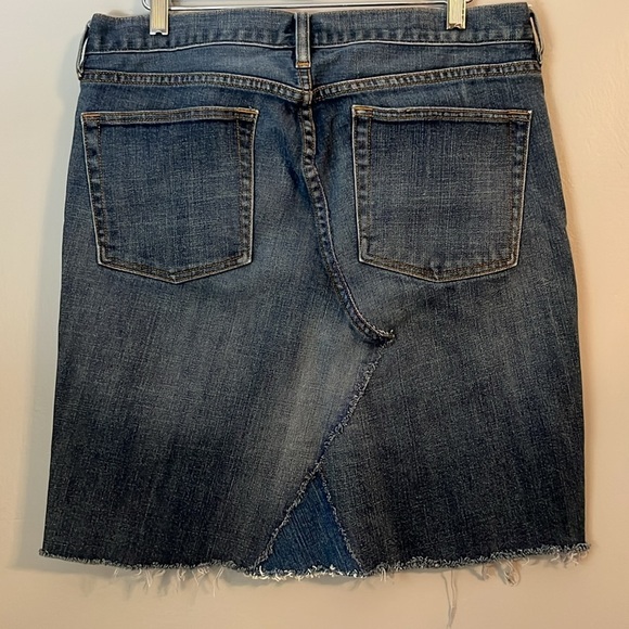 J. Crew Women's Matchstick Raw Frayed Hem Denim Skirt Size 14 - Picture 2 of 13